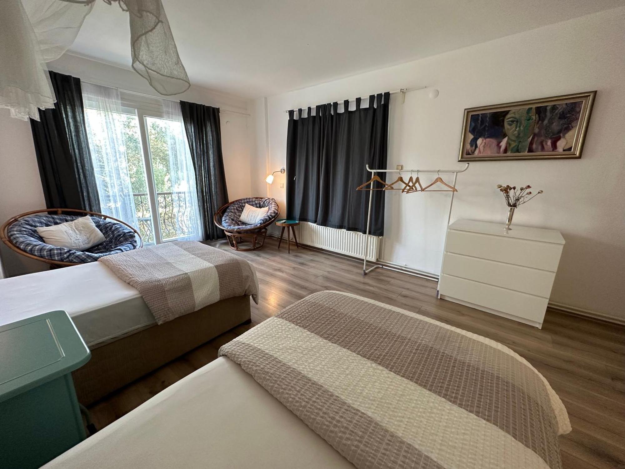 Beyaz Ev Homestay Seferihisar